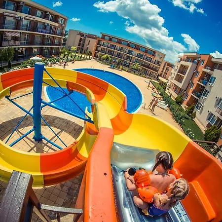 アパート Waterpark *