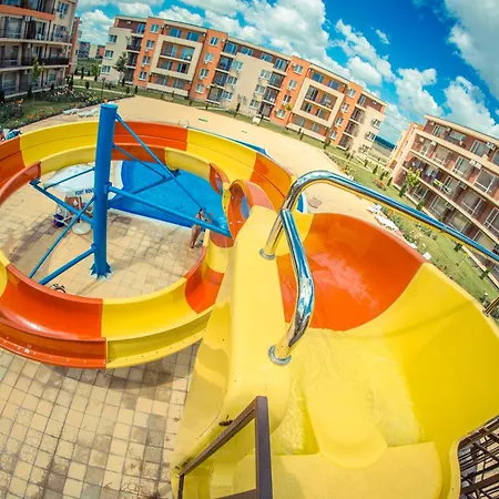 Lägenhet Waterpark Slăntjev Brjag