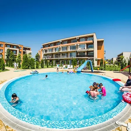 水上乐园堡公寓式酒店